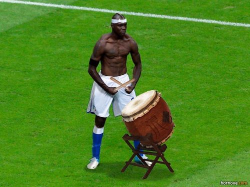 hornoxe.com_mario_balotelli_memes_137