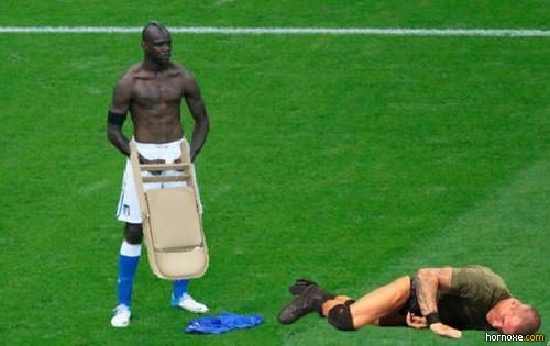 hornoxe.com_mario_balotelli_memes_152