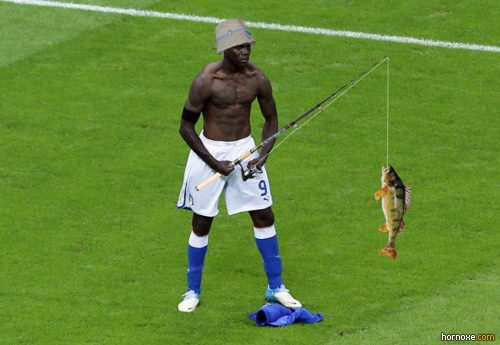 hornoxe.com_mario_balotelli_memes_168