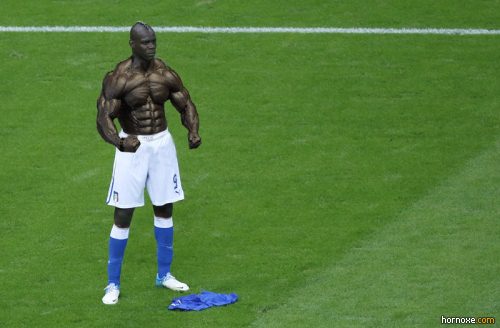 hornoxe.com_mario_balotelli_memes_170