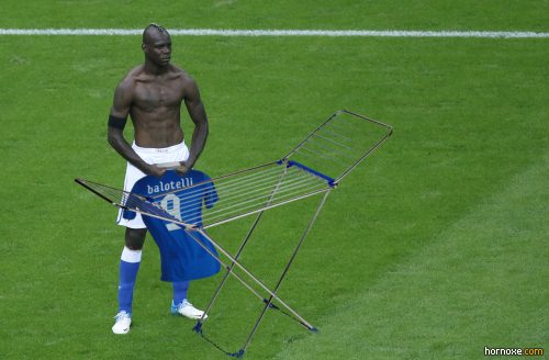 hornoxe.com_mario_balotelli_memes_173