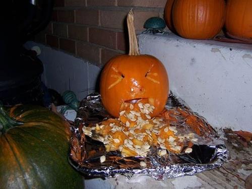 hornoxe.com_halloween_kotzende_kuerbisse_01