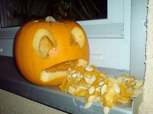 hornoxe.com_halloween_kotzende_kuerbisse_02