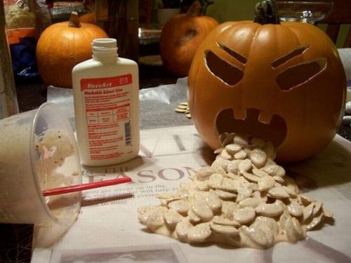 hornoxe.com_halloween_kotzende_kuerbisse_03