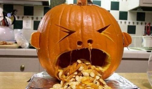 hornoxe.com_halloween_kotzende_kuerbisse_07