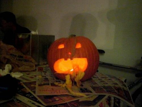 hornoxe.com_halloween_kotzende_kuerbisse_13