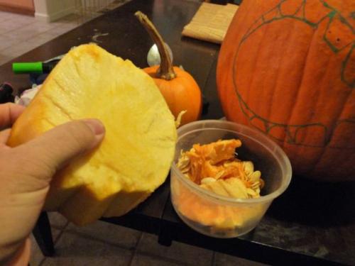 hornoxe.com_halloween_kuerbis_basteln_kannibale_04