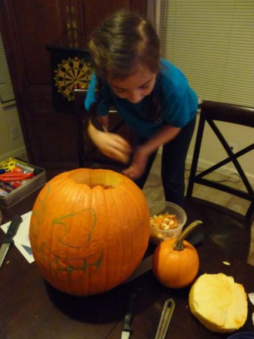 hornoxe.com_halloween_kuerbis_basteln_kannibale_06