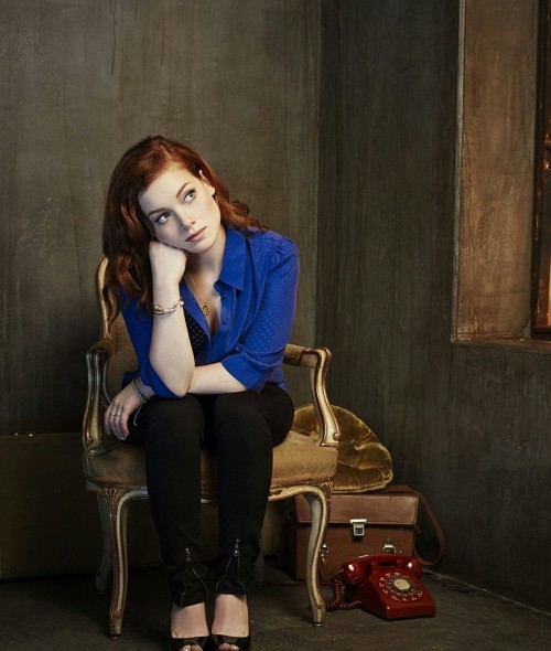 horni_babes110_red_09