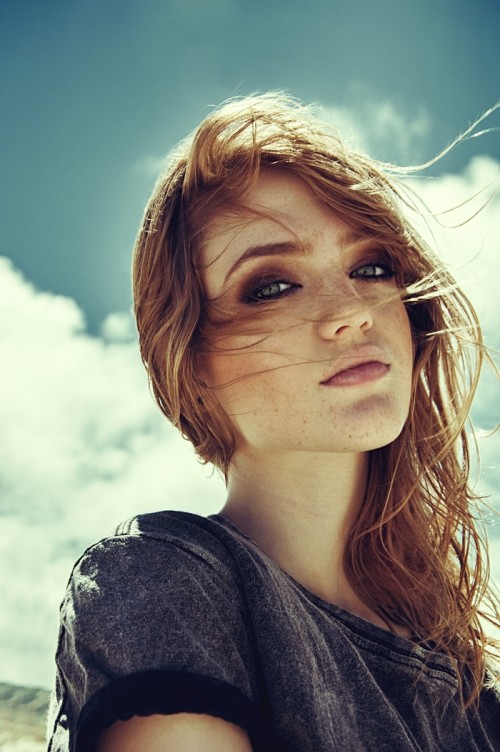 horni_babes110_red_13