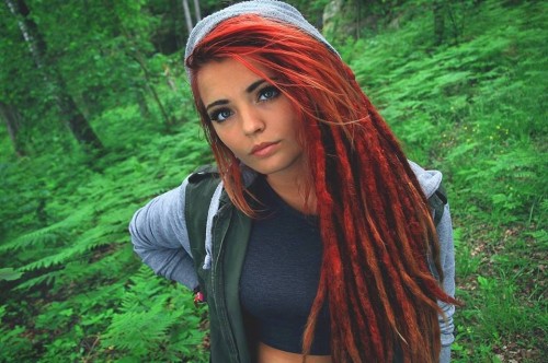 horni_babes110_red_32