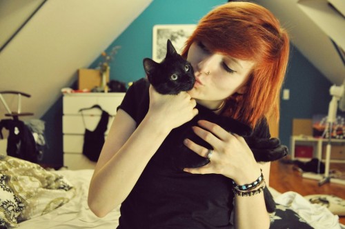 horni_babes11_red_08