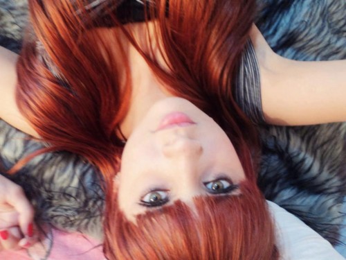 horni_babes11_red_09