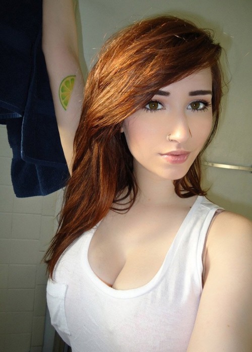 horni_babes11_red_17