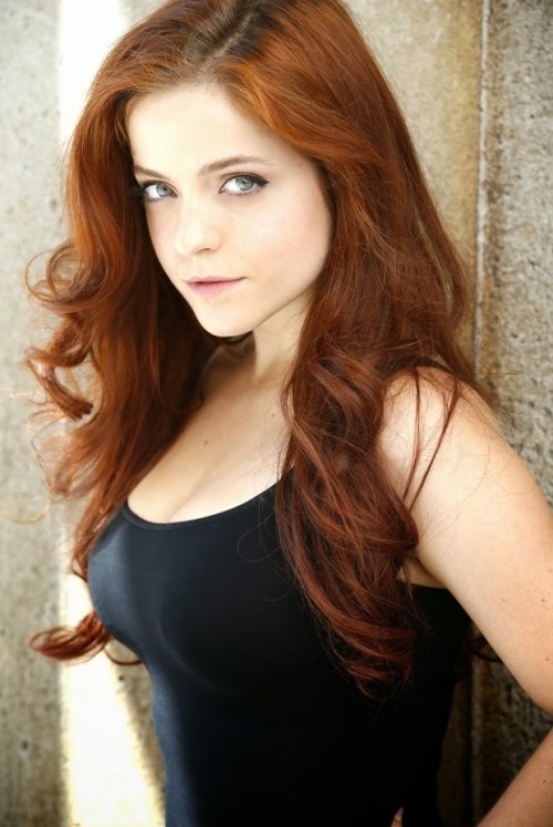 horni_babes140_red_38