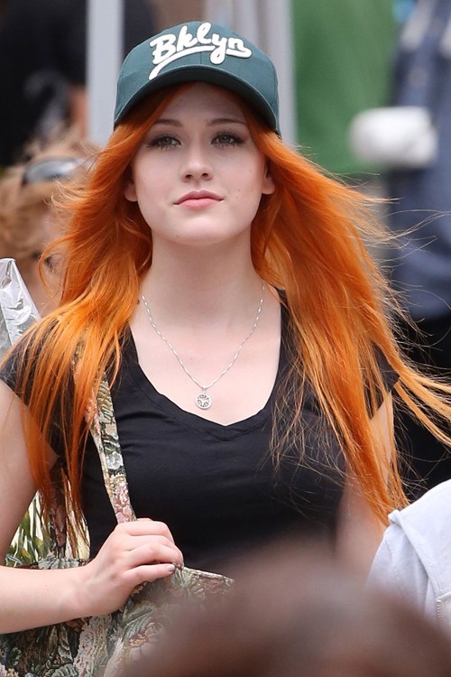 horni_babes160_red_09