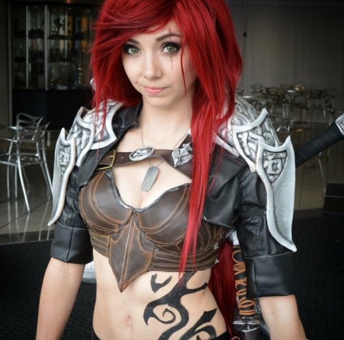 horni_babes200_red_18