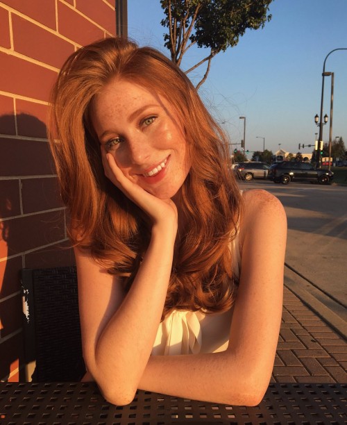 horni_babes250_red_16