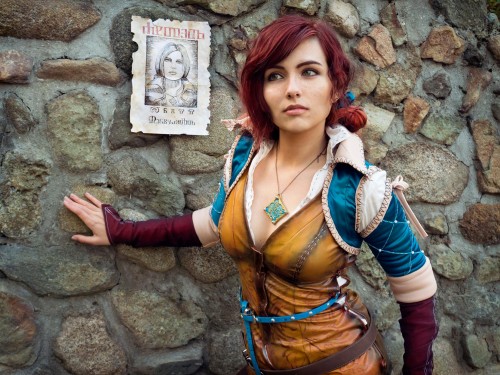 horni_babes260_red_24