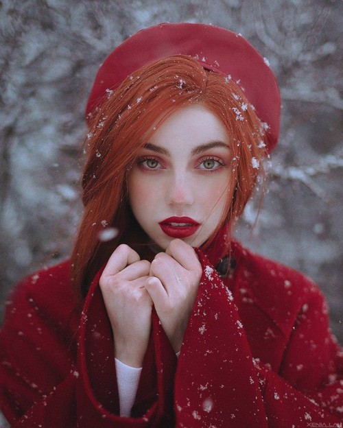 horni_babes280_red_21