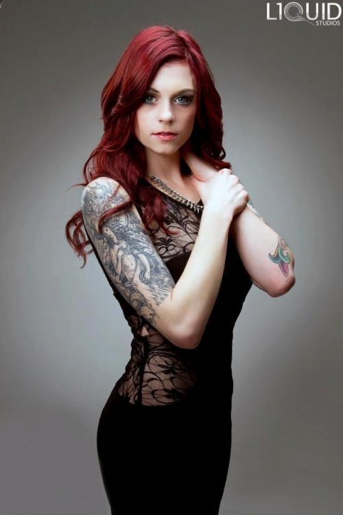 horni_babes30_red_04