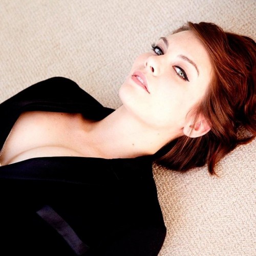 horni_babes320_red_33