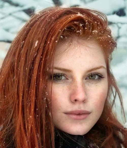 horni_babes360_red_02