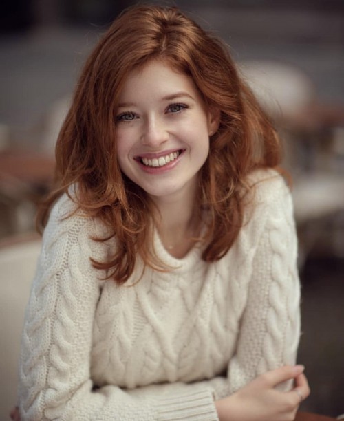 horni_babes370_red_04