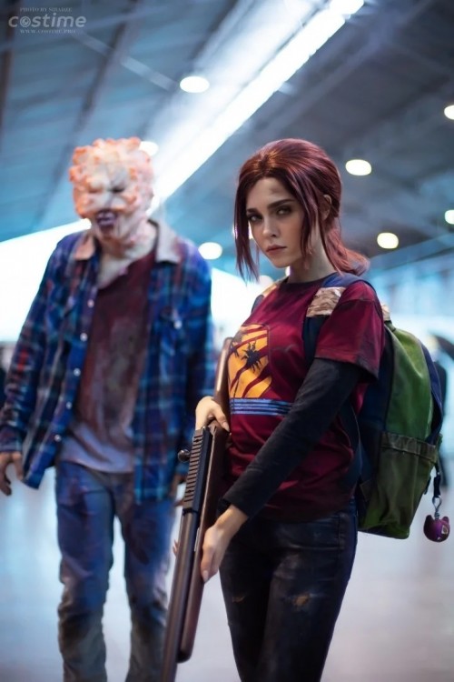 horni_babes390_red_10