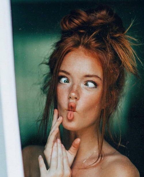 horni_babes400_red_13