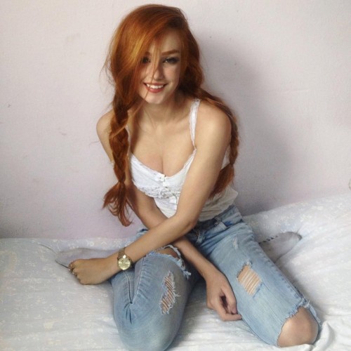 horni_babes440_red_20