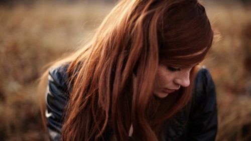 Beautiful Redhead HD Desktop Background