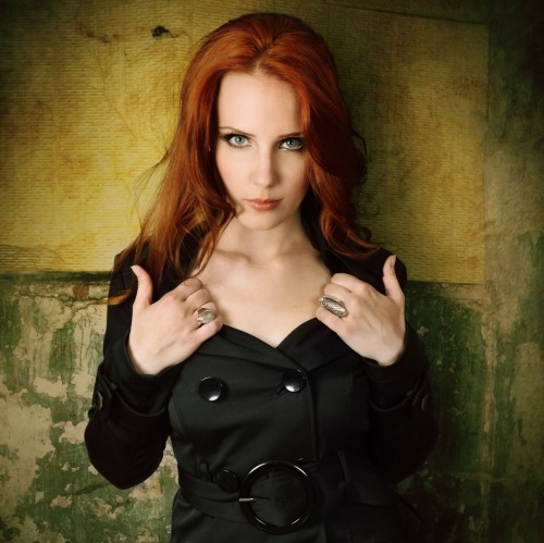 horni_babes60_red_33