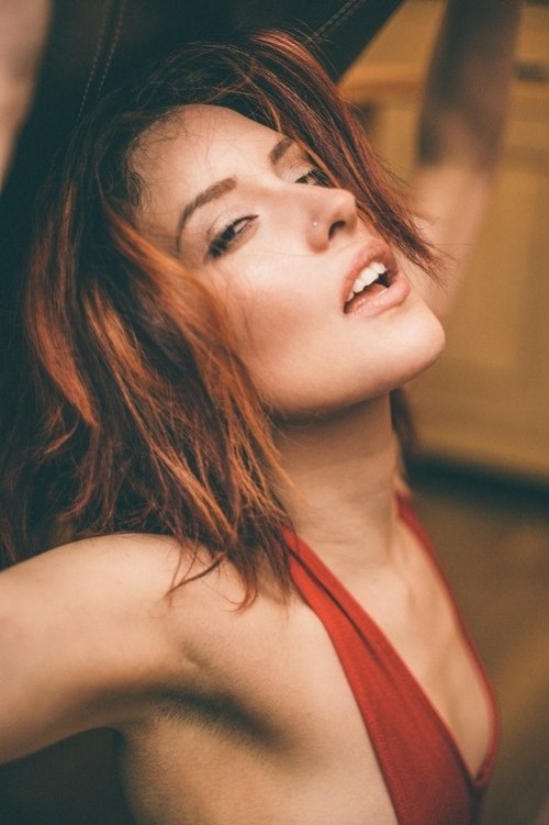 horni_babes70_red_26