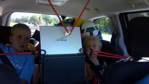 Catsmob.com - The coolest pics on the net!