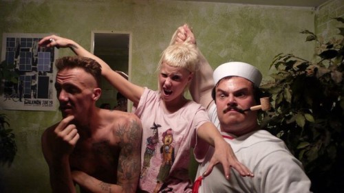 hornoxe.com_picdump272_108